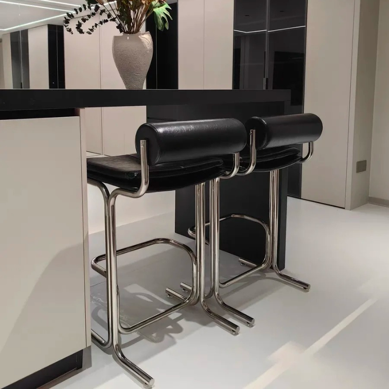 كرسي بار مستوحى من باوهاوس، كر - مراجعة Commercial Kitchen Island وسعره